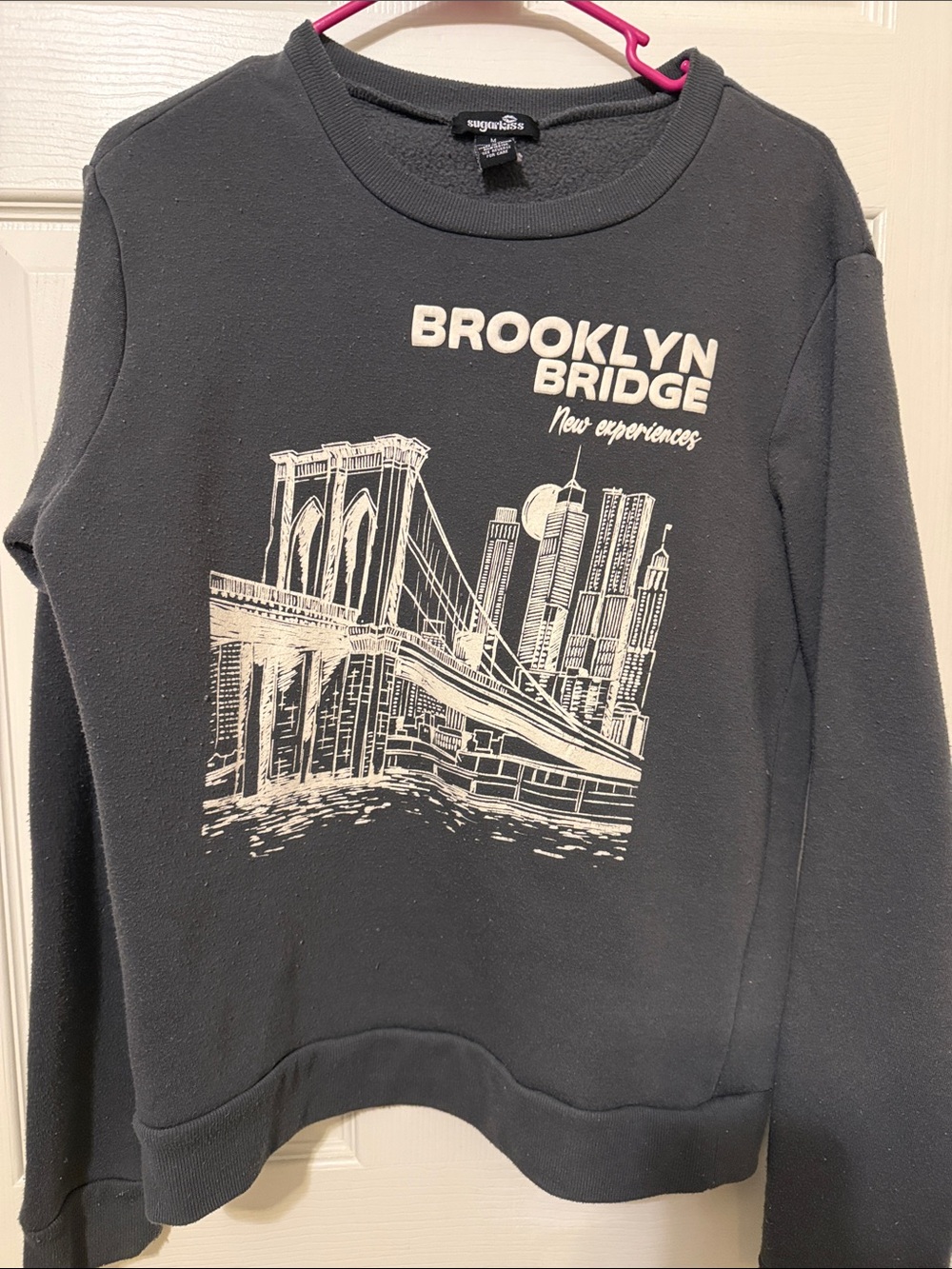 Brooklyn Bridge Graphic Crewneck Sweatshirt - Black